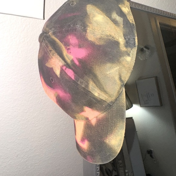 Custom Airbrushed LV dark denim women’s adjustable baseball hat beautiful peach - Picture 4 of 13